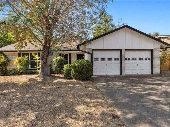 2705 Deeringhill DR, Austin TX 78745