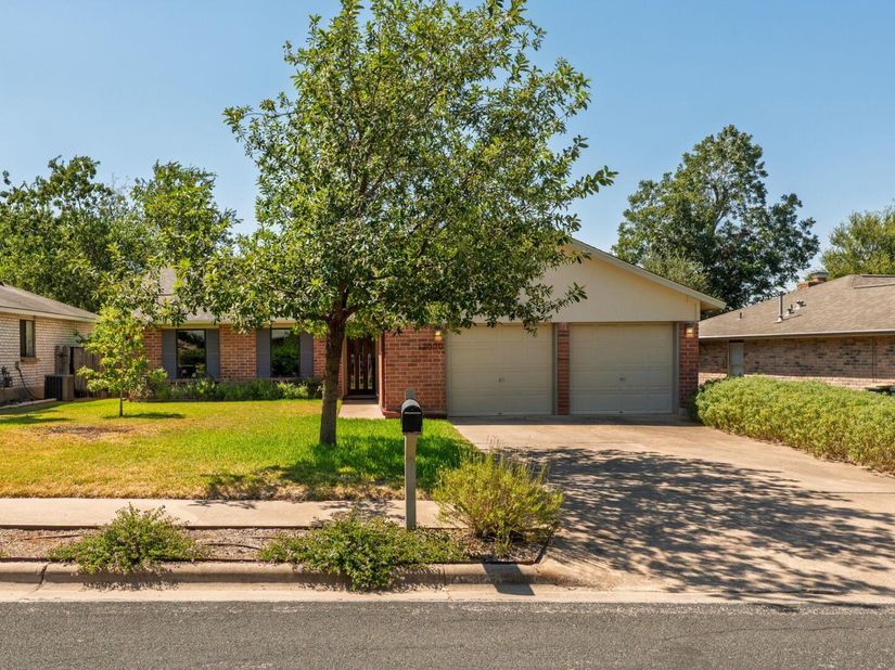 12000 Swan DR, Austin TX 78750