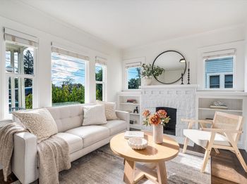 3661 Loma Vista Avenue