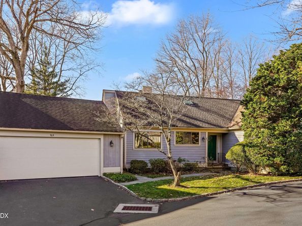 505 W Lyon Farm Drive 505, Greenwich CT 06831