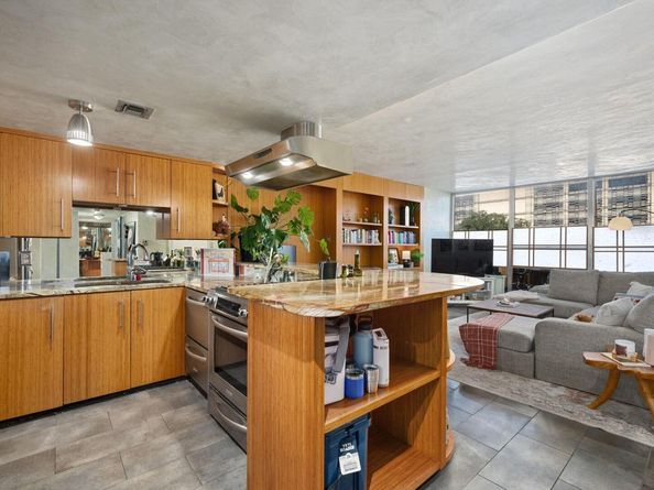 1800 Lavaca ST A208, Austin TX 78701