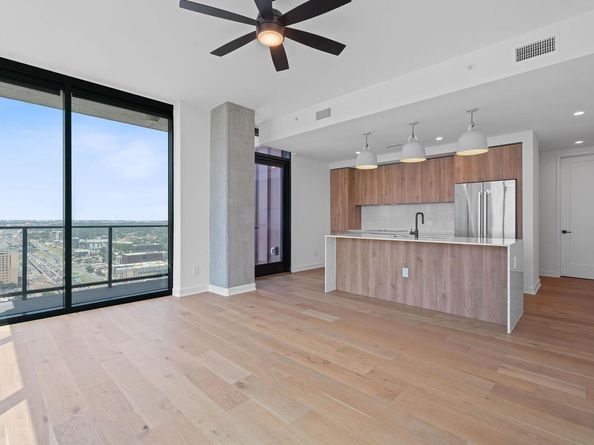 84 East Ave 3401, Austin TX 78701