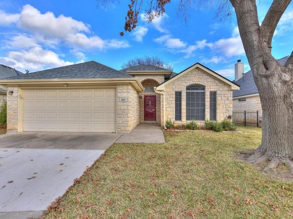 210 Village DR, Georgetown TX 78628