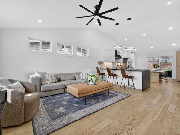 504 W Croslin ST, Austin TX 78752