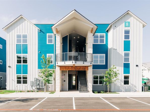 7051 Meadow Lake BLVD 9302, Austin TX 78744