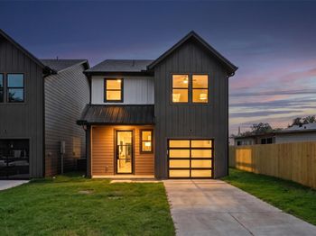 303 Hackberry LN