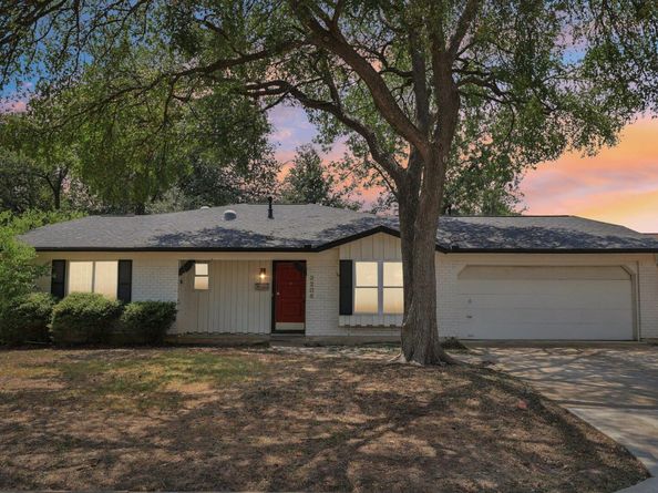 3205 Skylark DR, Austin TX 78757