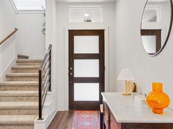 2056 Local Rebel LOOP