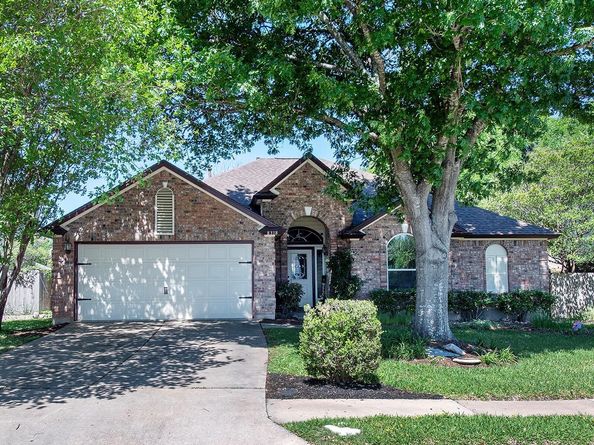 8318 Glen Canyon DR, Round Rock TX 78681