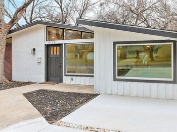 6503 Linda LN