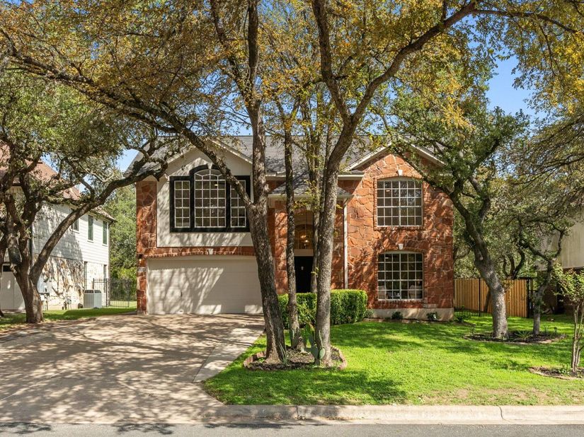 9314 Lightwood LOOP, Austin TX 78748