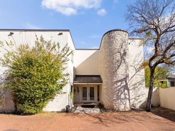 1 Crystal Springs Court CT