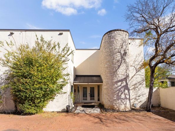 1 Crystal Springs Court CT H, The Hills TX 78738