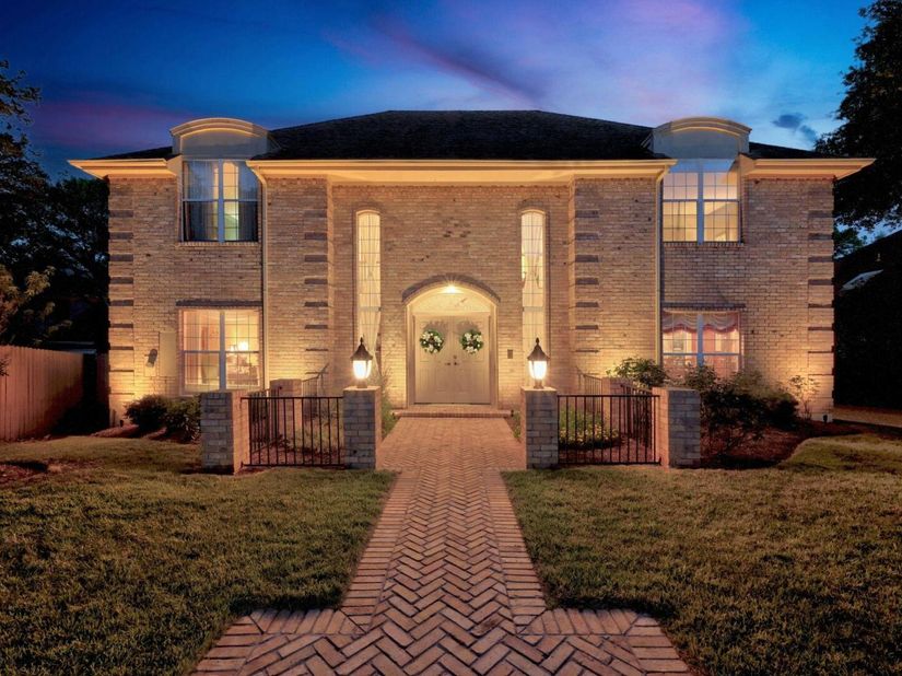 5805 Tom Wooten DR, Austin TX 78731
