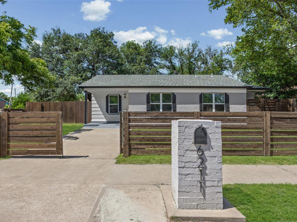 6211 Palm CIR, Austin TX 78741