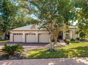 2801 Barton Point DR