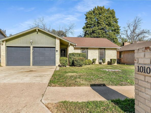 10104 Woodland Village DR, Austin TX 78750