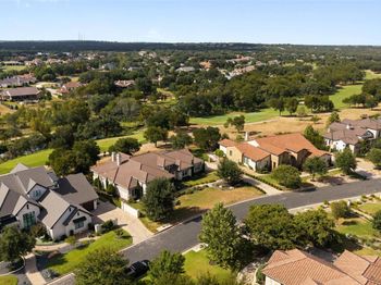 107 Birdstone LN