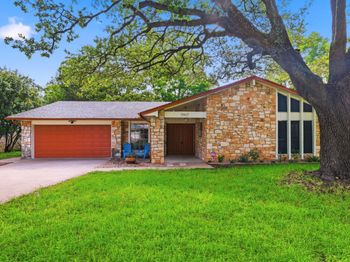 9907 Oak Hollow DR