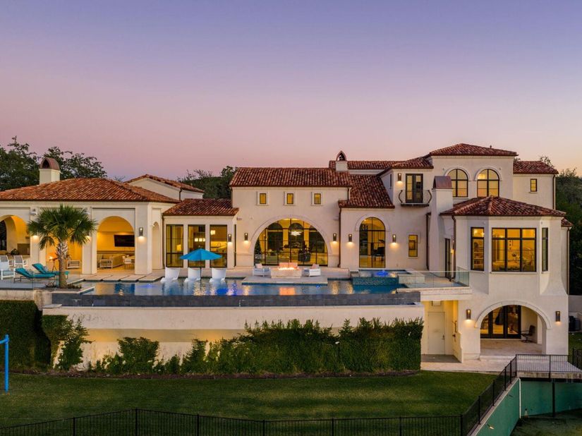 84 Pascal LN, Austin TX 78746