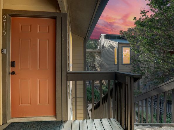 1000 W 26th ST 215, Austin TX 78705