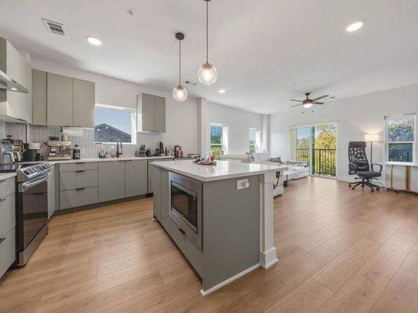 2500 Longview ST 300, Austin TX 78705