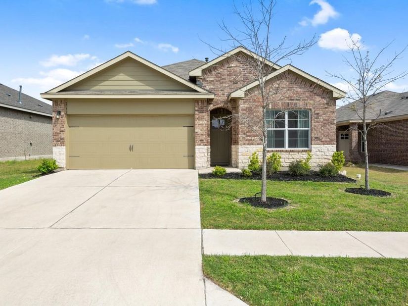 2072 Port Ellen DR, Round Rock TX 78664