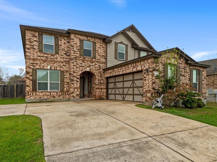 1100 Autumn Sage WAY, Pflugerville TX 78660