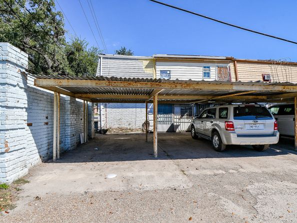 8282 Park Place Boulevard D1, Houston TX 77017