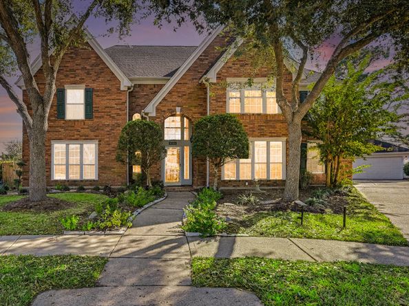 2125 Tipperary Drive, Pearland TX 77581