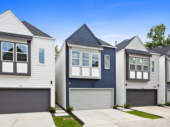 324 Neyland Street, Houston TX 77022