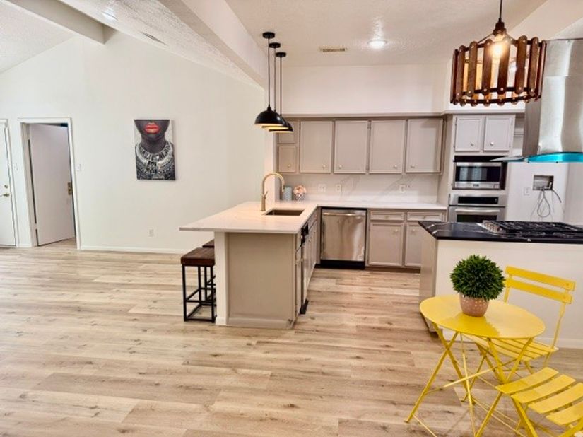 1635 Bradney Drive, Houston TX 77077