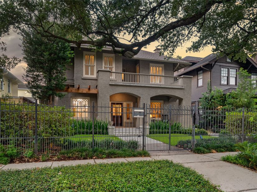 816 Kipling Street, Houston TX 77006