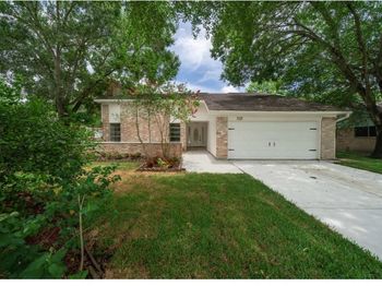 13911 Briar Place Drive