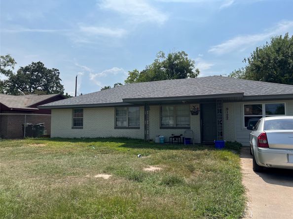 9122 Laura Koppe Rd, Houston TX 77078