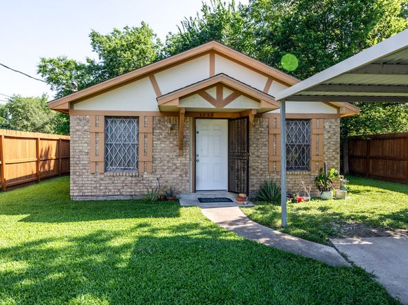 3253 Francis Street, Houston TX 77004
