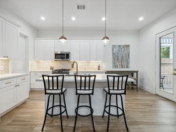 5021 Creekmont Drive