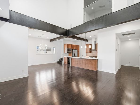 5905 Kiam Street B, Houston TX 77007