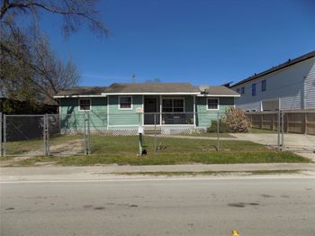 5016 Creekmont Drive