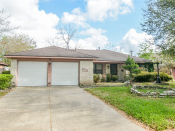 1022 Saddle Rock Drive