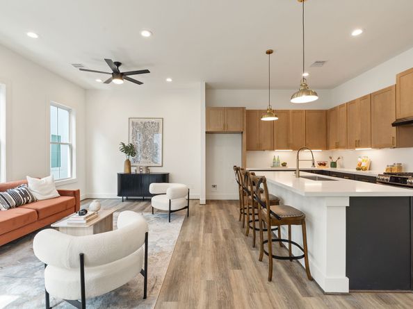 1142 W 16th Street, Houston TX 77008