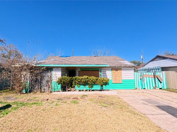 5313 Southlea Street, Houston TX 77033