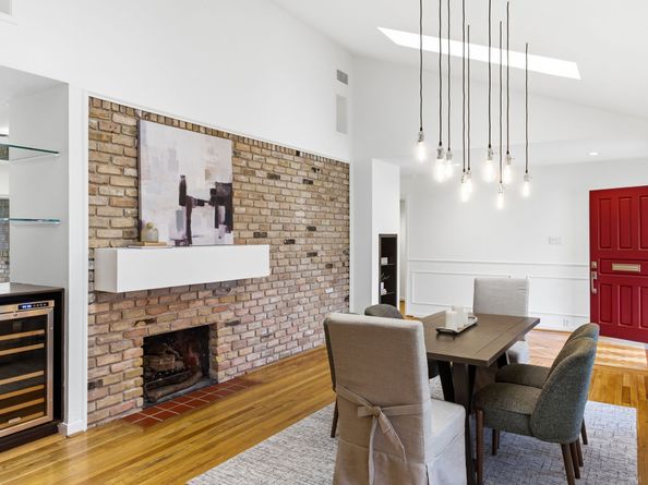 531 Azaleadell Drive, Houston TX 77018