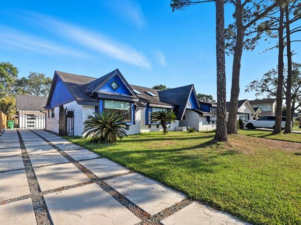 6518 Kury Lane, Houston TX 77008