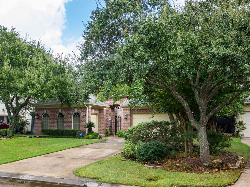 3039 Bonnebridge Way Boulevard, Houston TX 77082