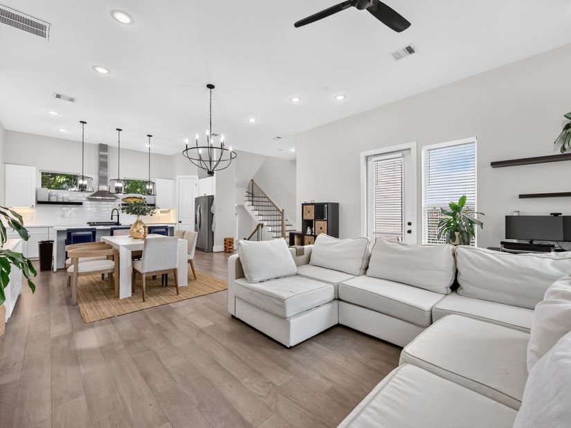 1406 W 21st Street A, Houston TX 77008