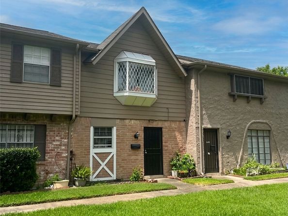 7216 Crownwest Street 7216, Houston TX 77072