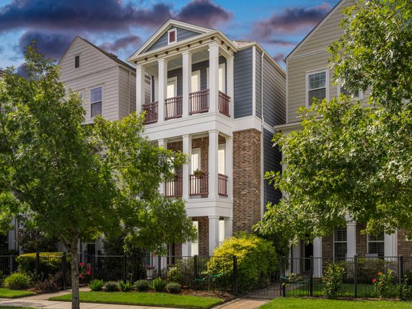 254 Breezy Way, The Woodlands TX 77380