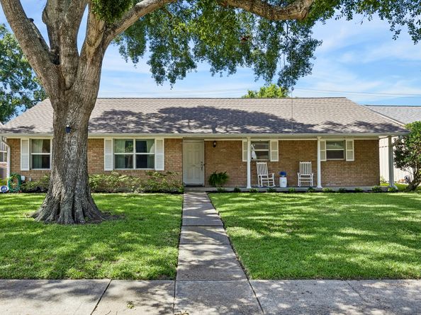 5926 Kuldell Drive, Houston TX 77074