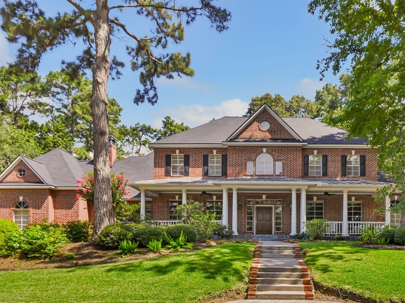 1506 Sheltering Oaks Lane, Kingwood TX 77345
